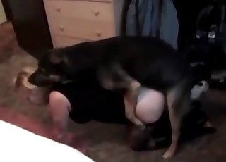 Zoophilic big-ass chick penetrated by an animal